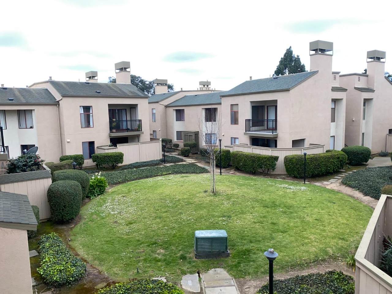 2408 Main St - Photo 1