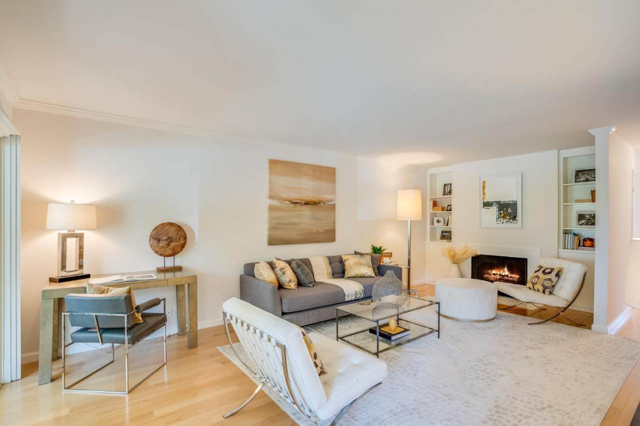 461 Burgess Dr 3 - Photo 1