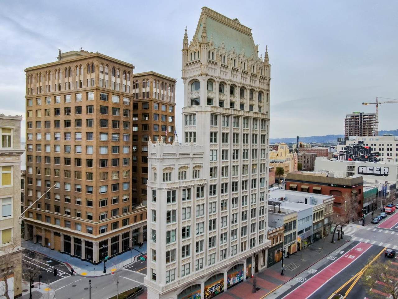 1615 Broadway 7 - Photo 1