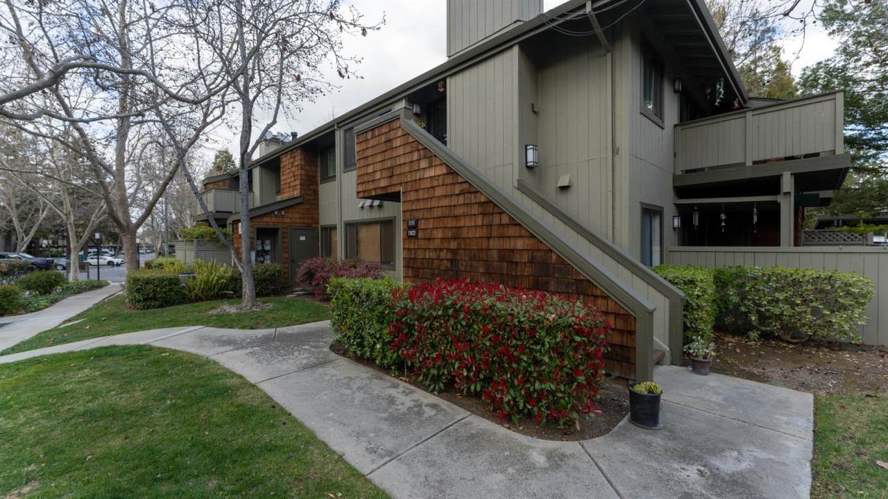 1111 La Terrace Cir 404 - Photo 1