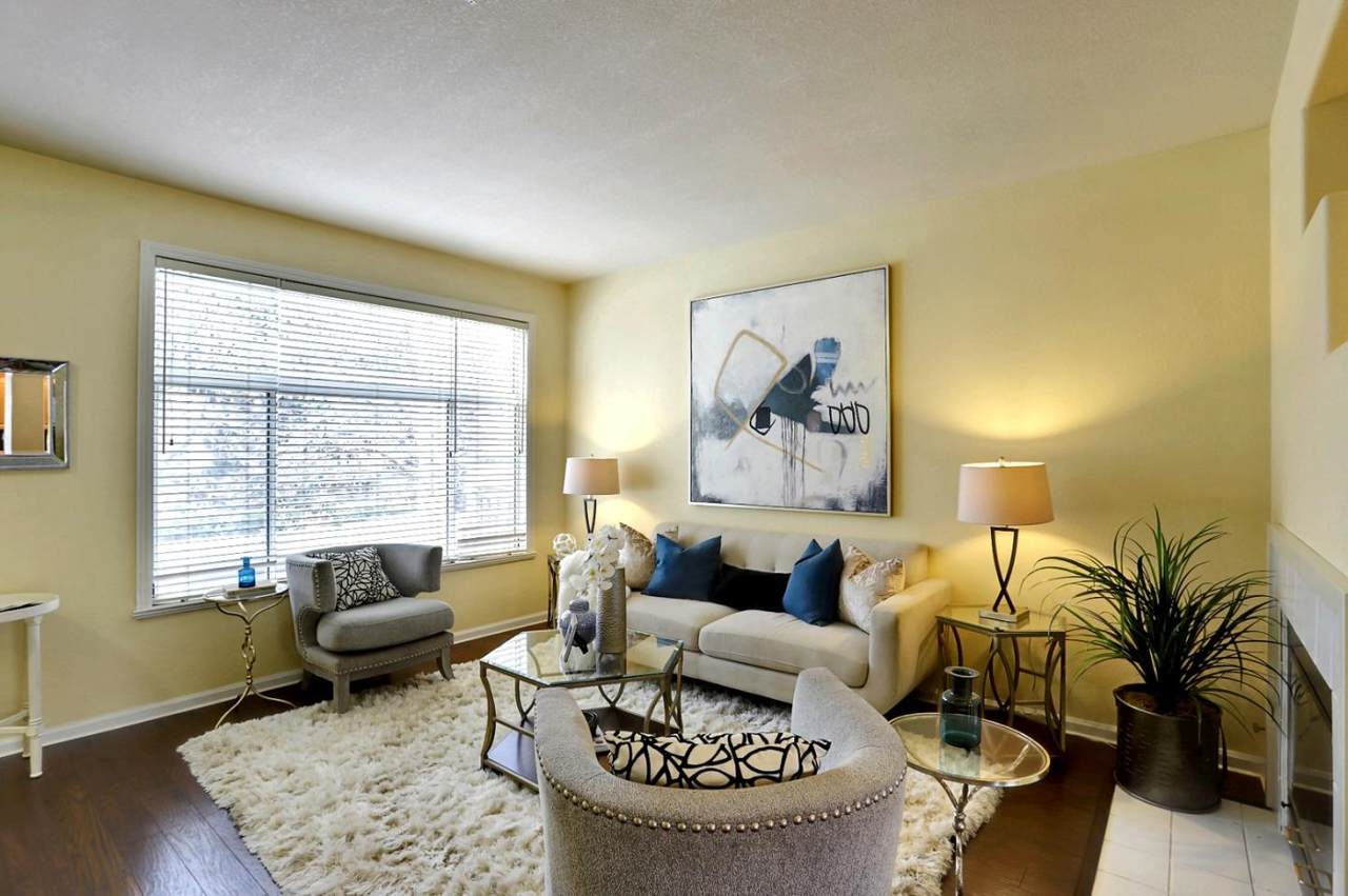 401 Camille Cir 15 - Photo 1