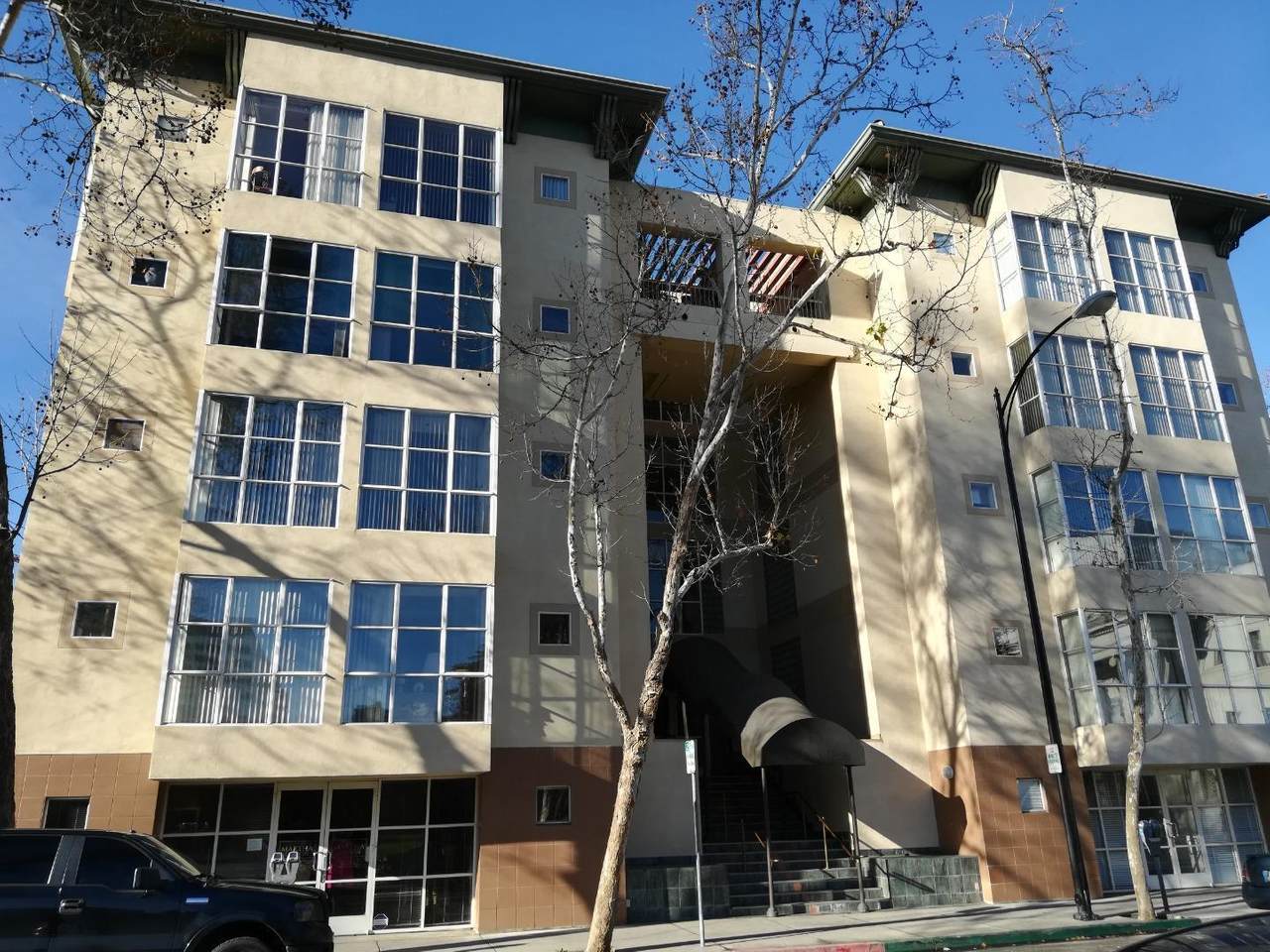 97 Saint James St 47 - Photo 1