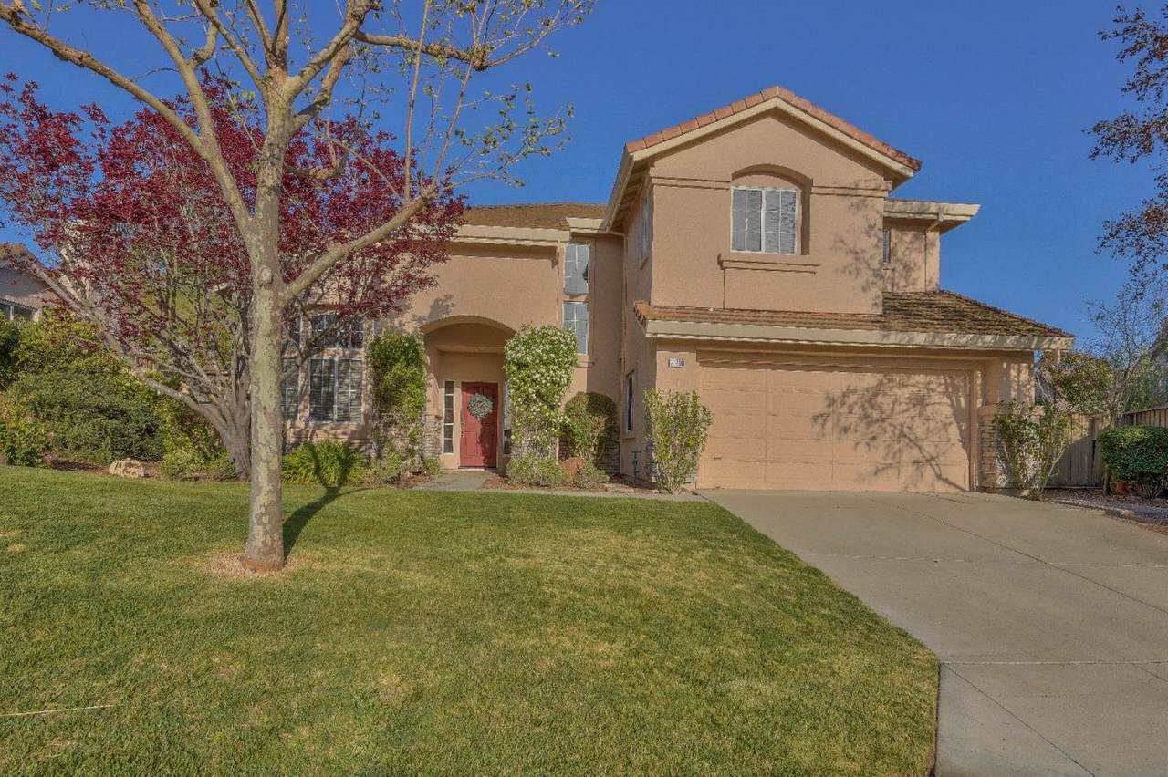 21900 Azure Crest Ct - Photo 1