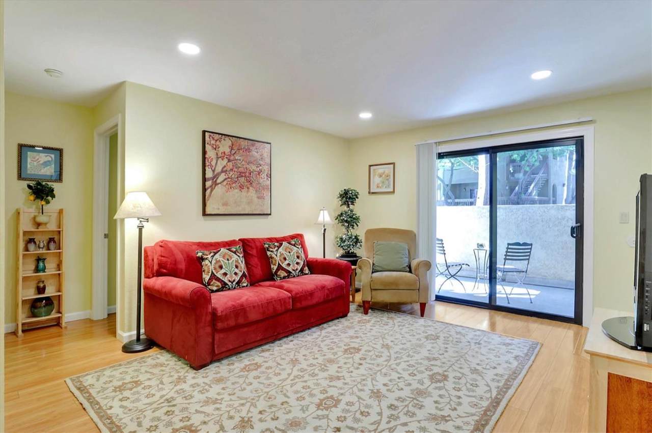 2250 Monroe St 187 - Photo 1