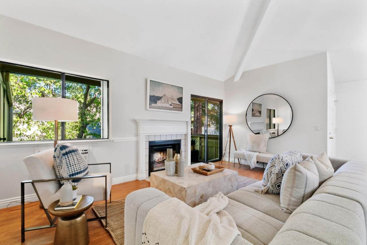 1432 Capurso Way - Photo 1