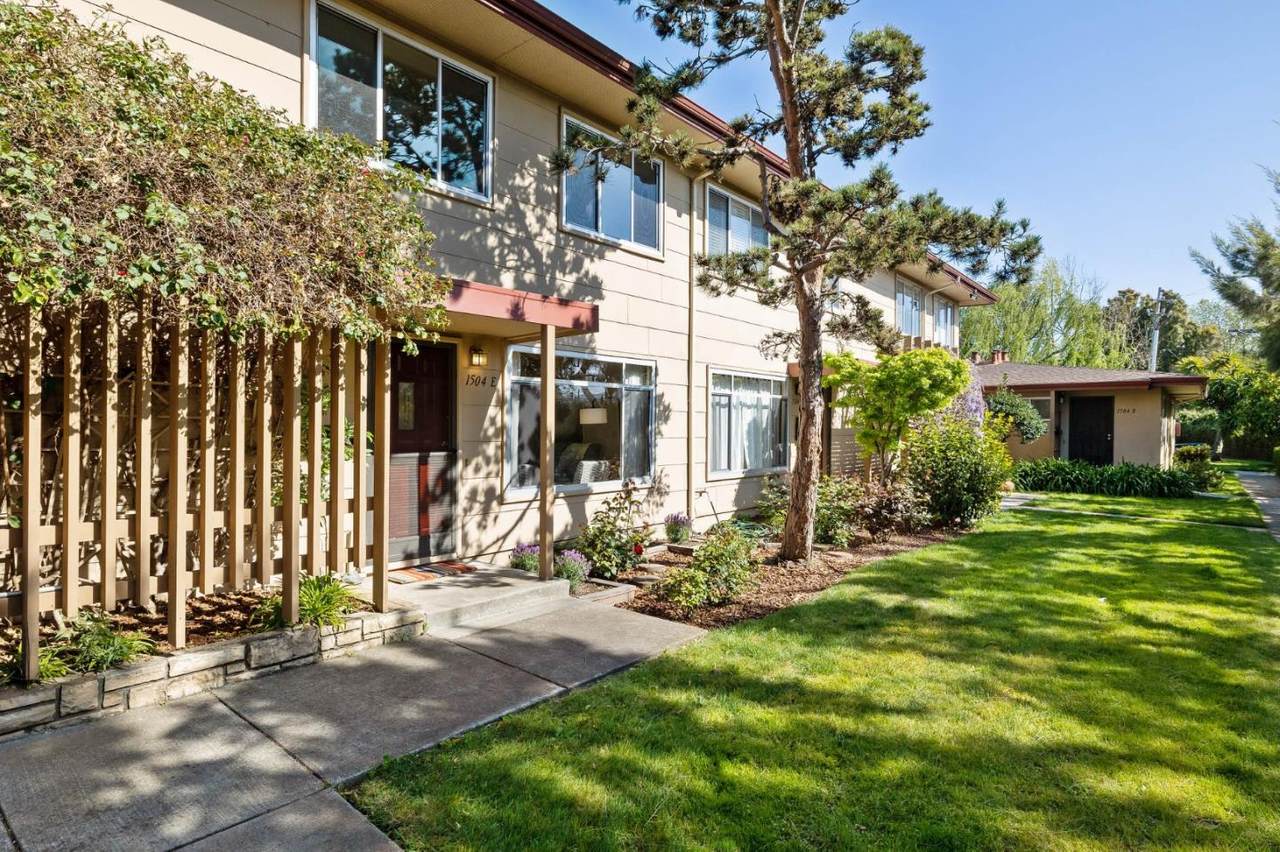 1504 Day Ave - Photo 1