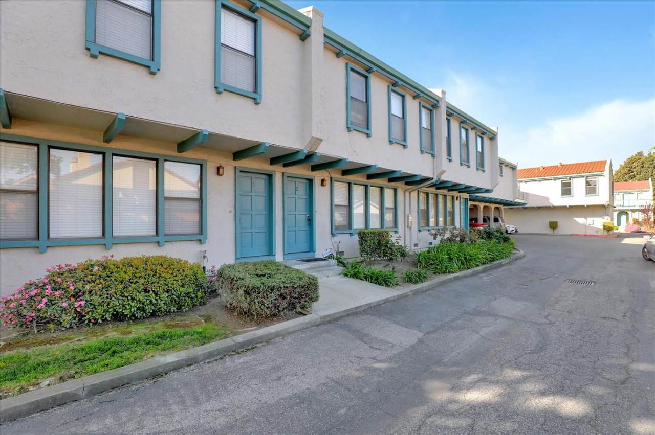 2030 Main St 5 - Photo 1