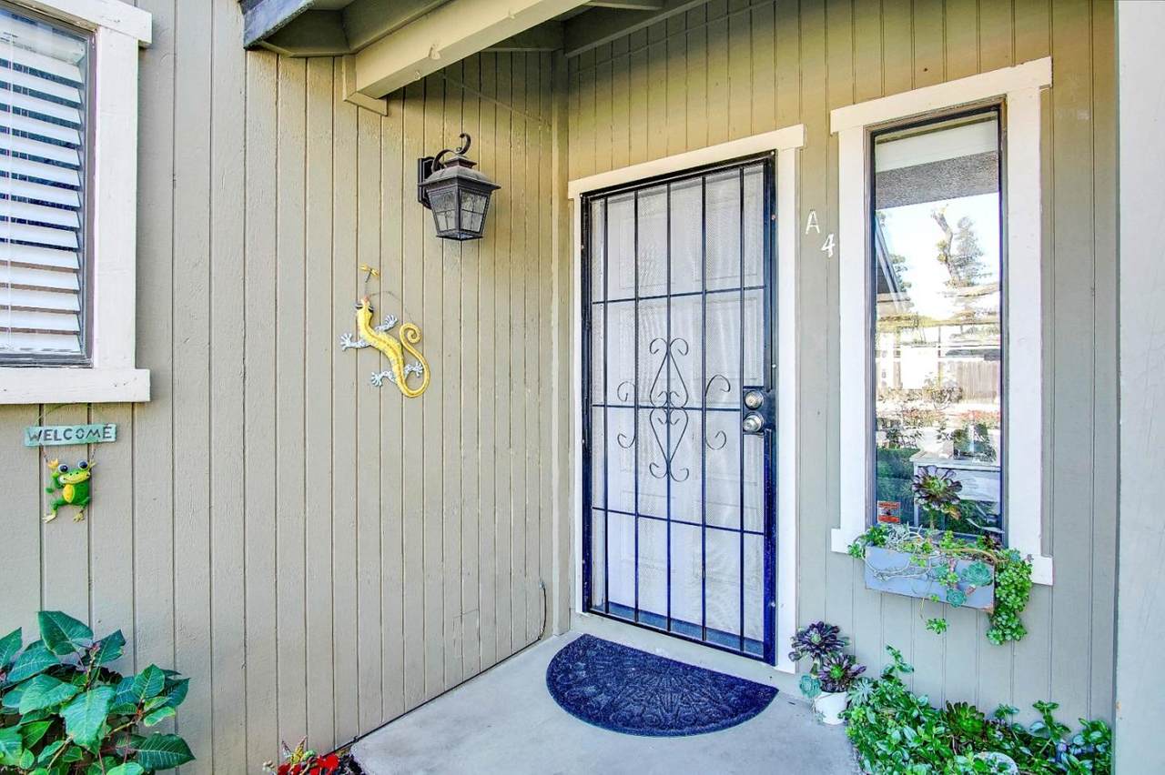 801 Nash Rd A4 - Photo 1