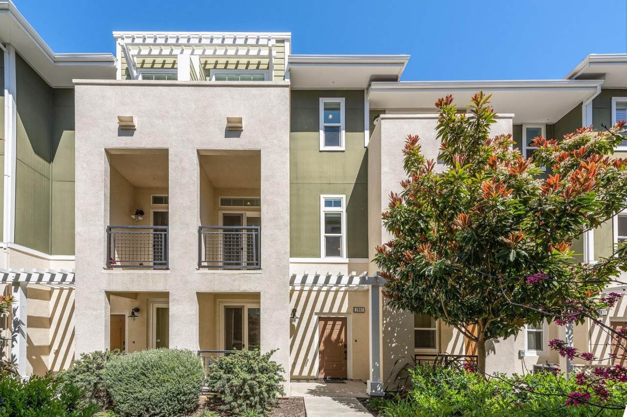 2807 Toro Dr F - Photo 1