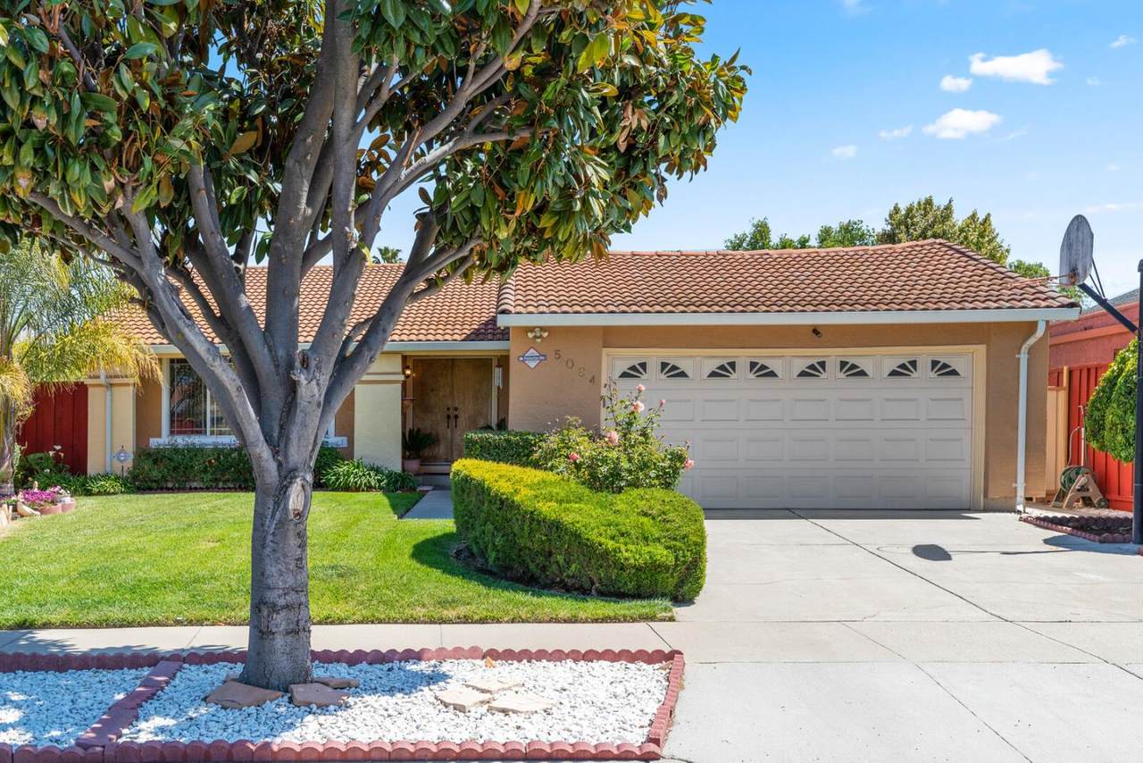 5084 Bougainvillea Dr - Photo 1