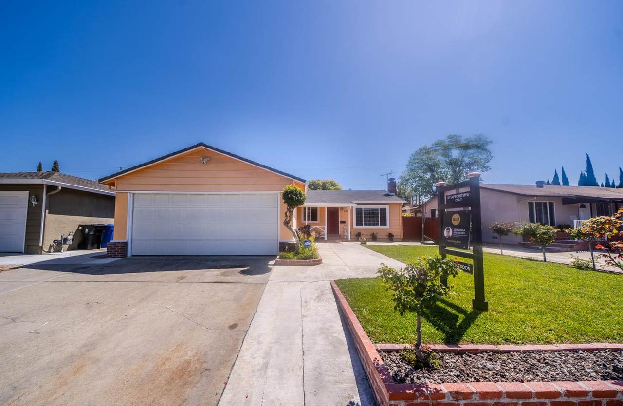 4658 Piper St - Photo 1