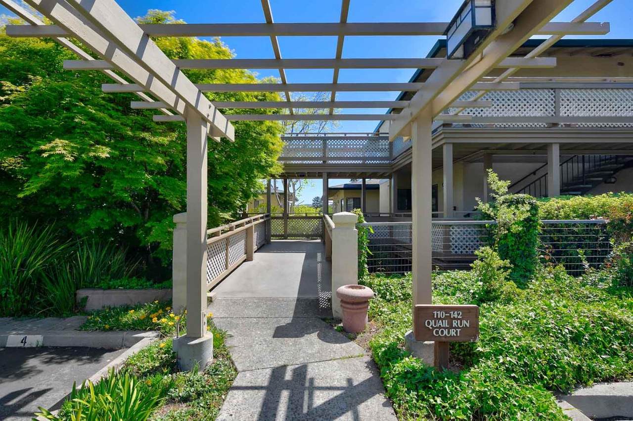 140 Quail Run Ct - Photo 1