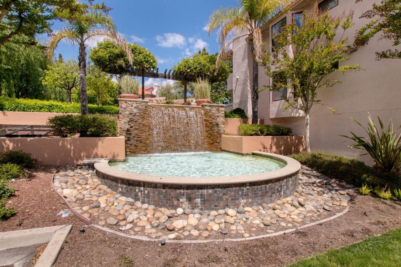 10198 Danube Dr - Photo 1