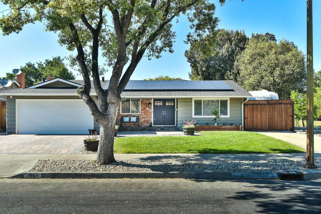 951 Scotsglen Ct - Photo 1