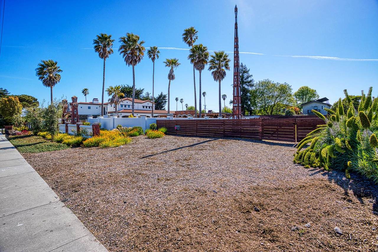 521 Fair Ave - Photo 1