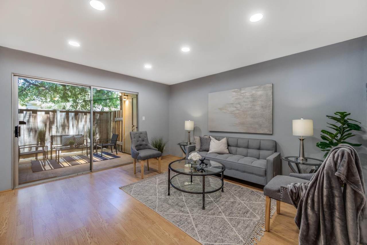 505 Cypress Point Dr 30 - Photo 1