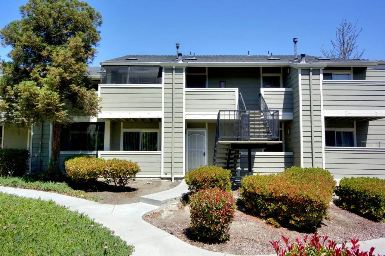 1992 Prince George Dr - Photo 1