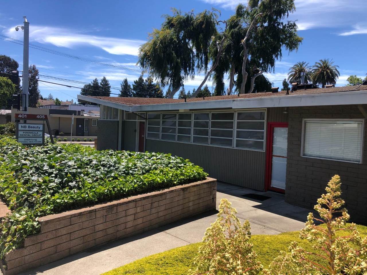 405 San Mateo Dr - Photo 1