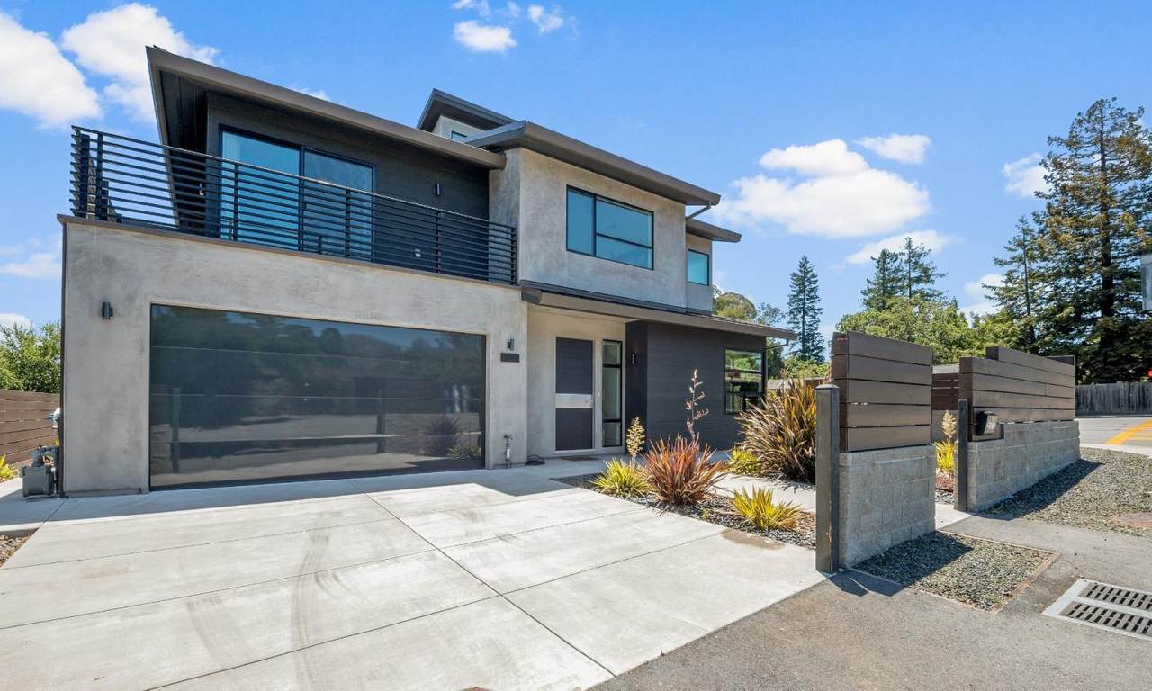 2087 Sharon Rd - Photo 1