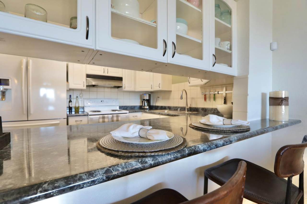 2500 Miramar Ave 306 - Photo 1