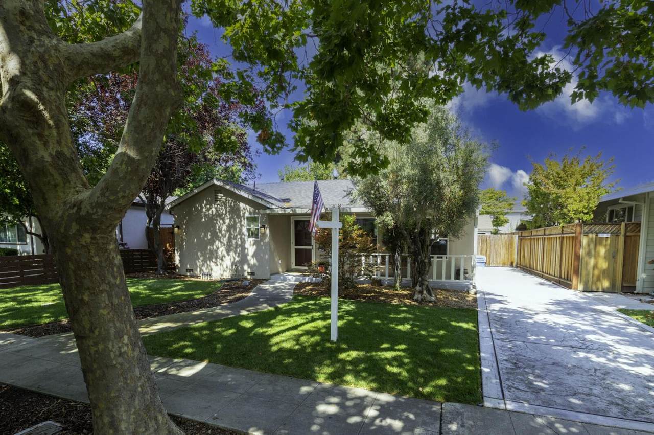 1699 Brooklyn Ave - Photo 1