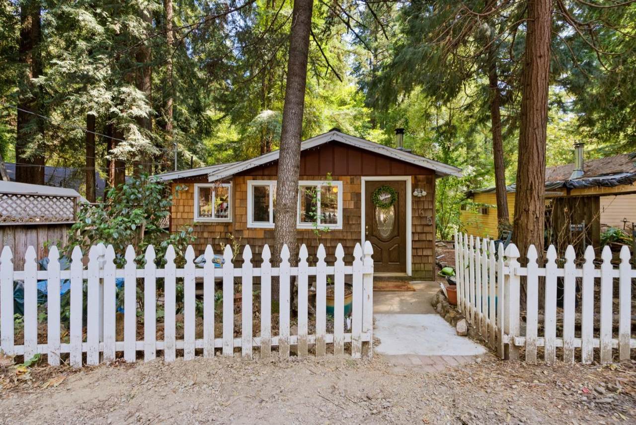 165 Pleasant Way - Photo 1