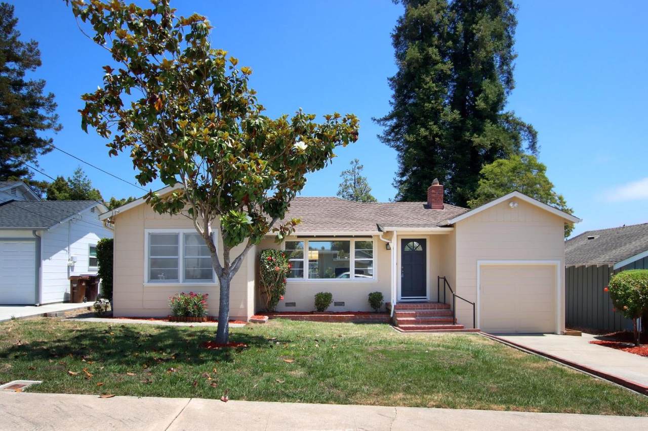 108 Carol Ave - Photo 1