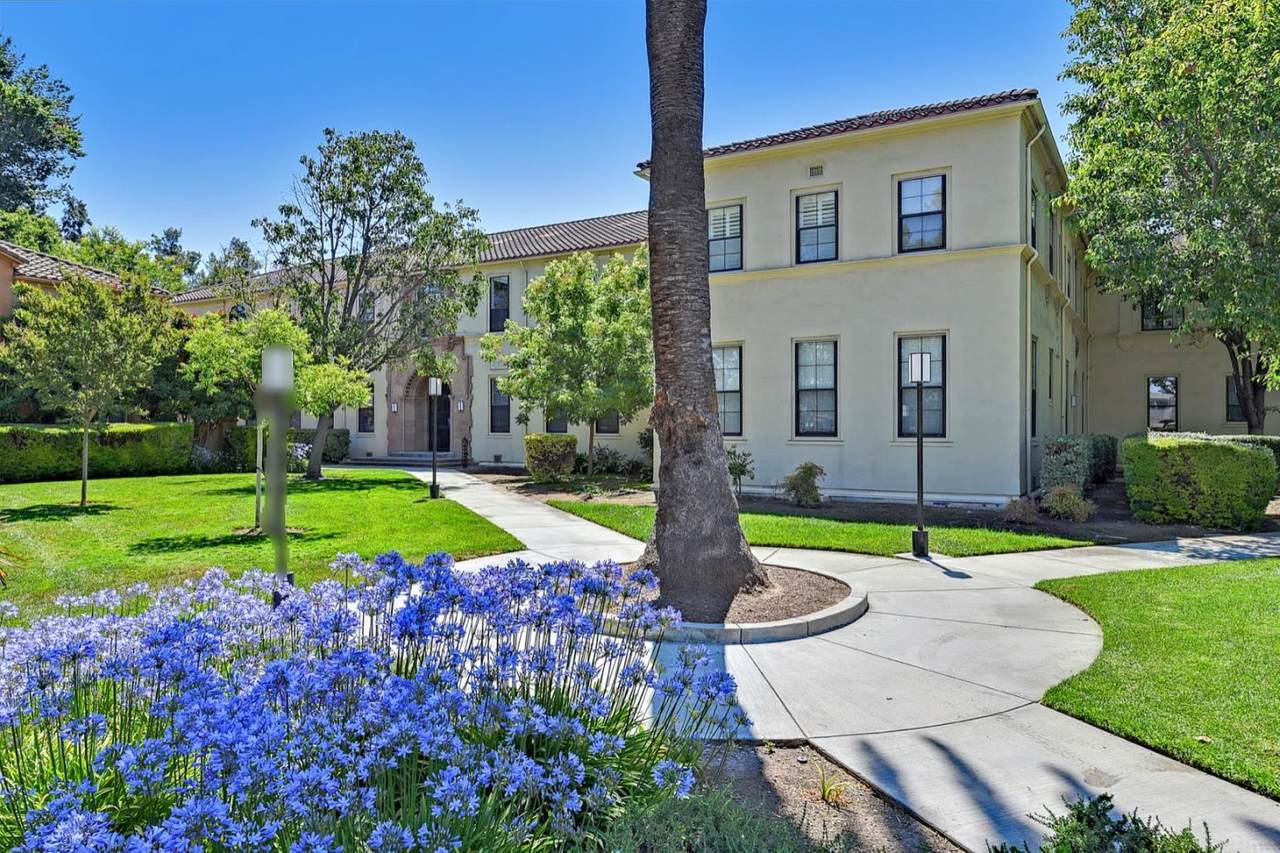 516 Martha St 203 - Photo 1