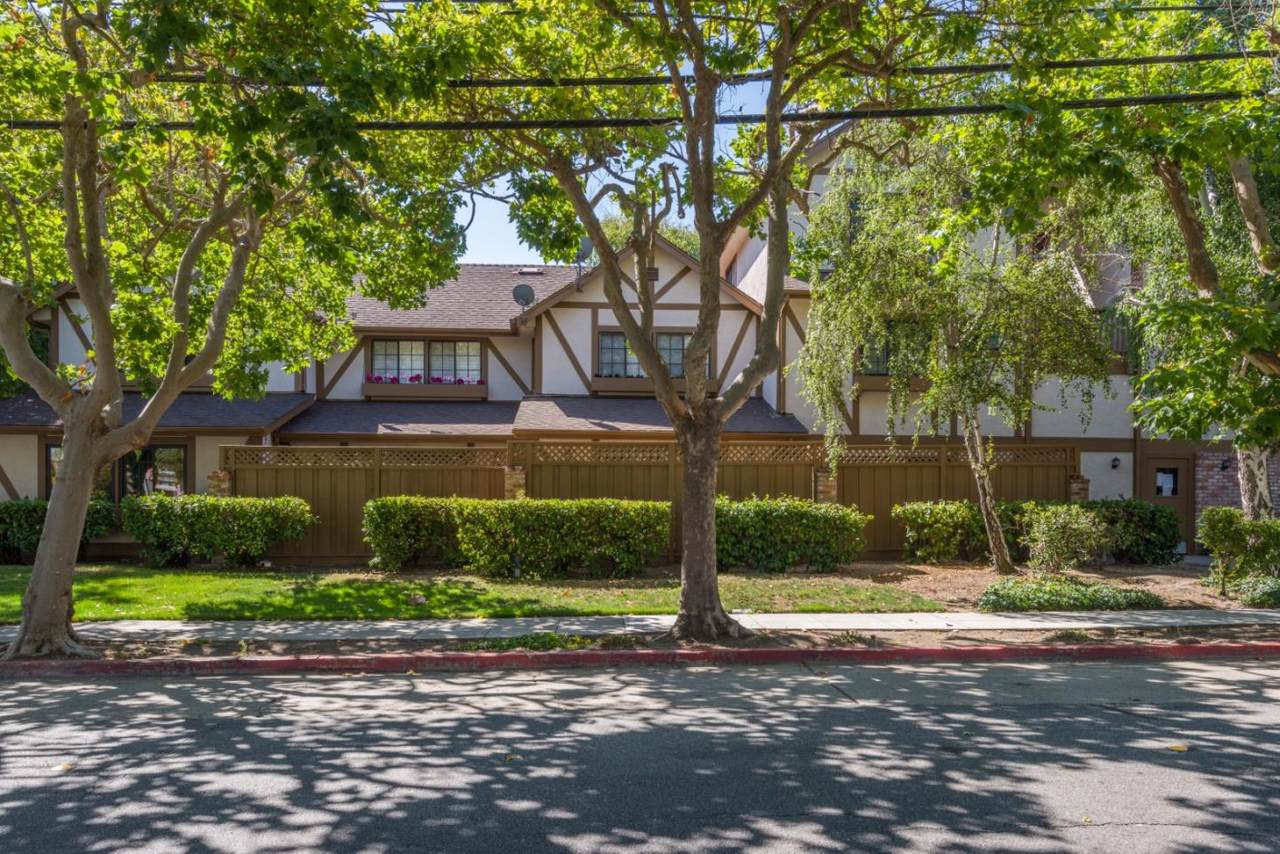 2000 Palm Ave 2 - Photo 1