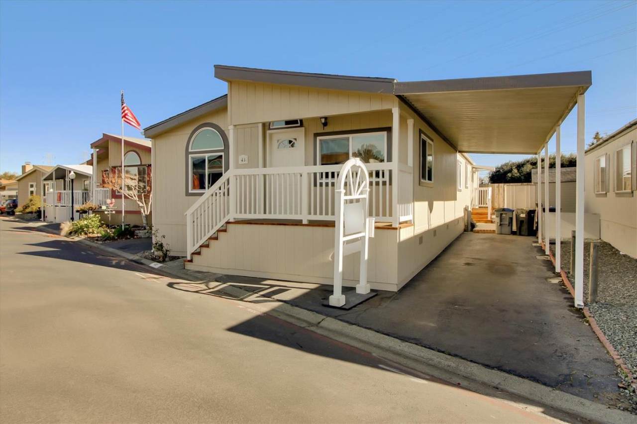 600 Weddell Dr 48 - Photo 1
