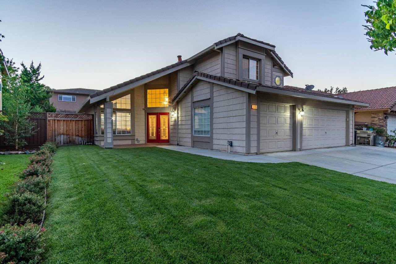 9435 Eagle View Way - Photo 1