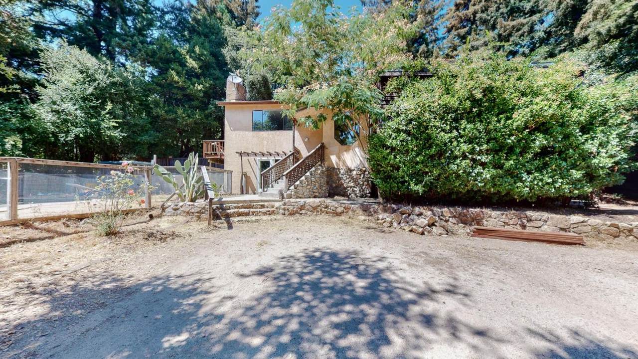 91 Rustic Ln - Photo 1