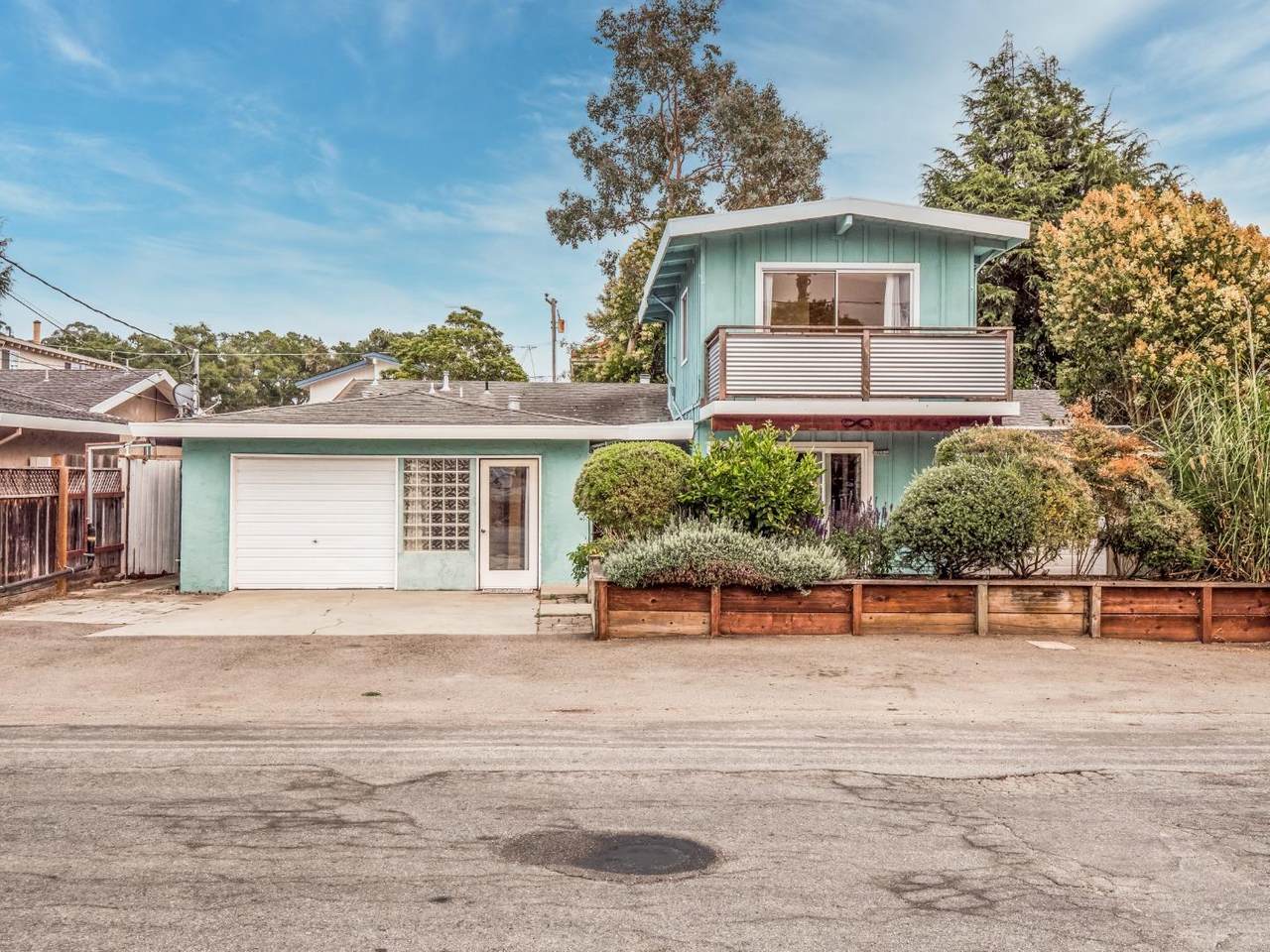 123 Seacliff Dr - Photo 1