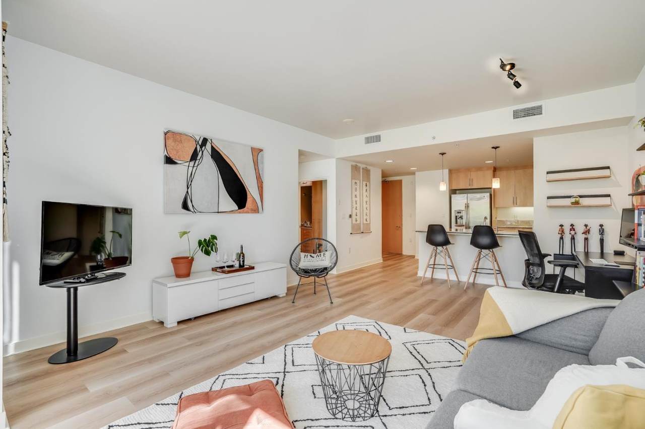 38 Almaden Blvd 416 - Photo 1