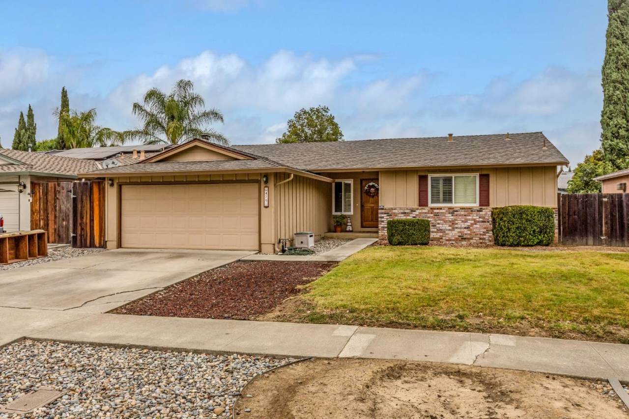 479 Northgate Dr - Photo 1