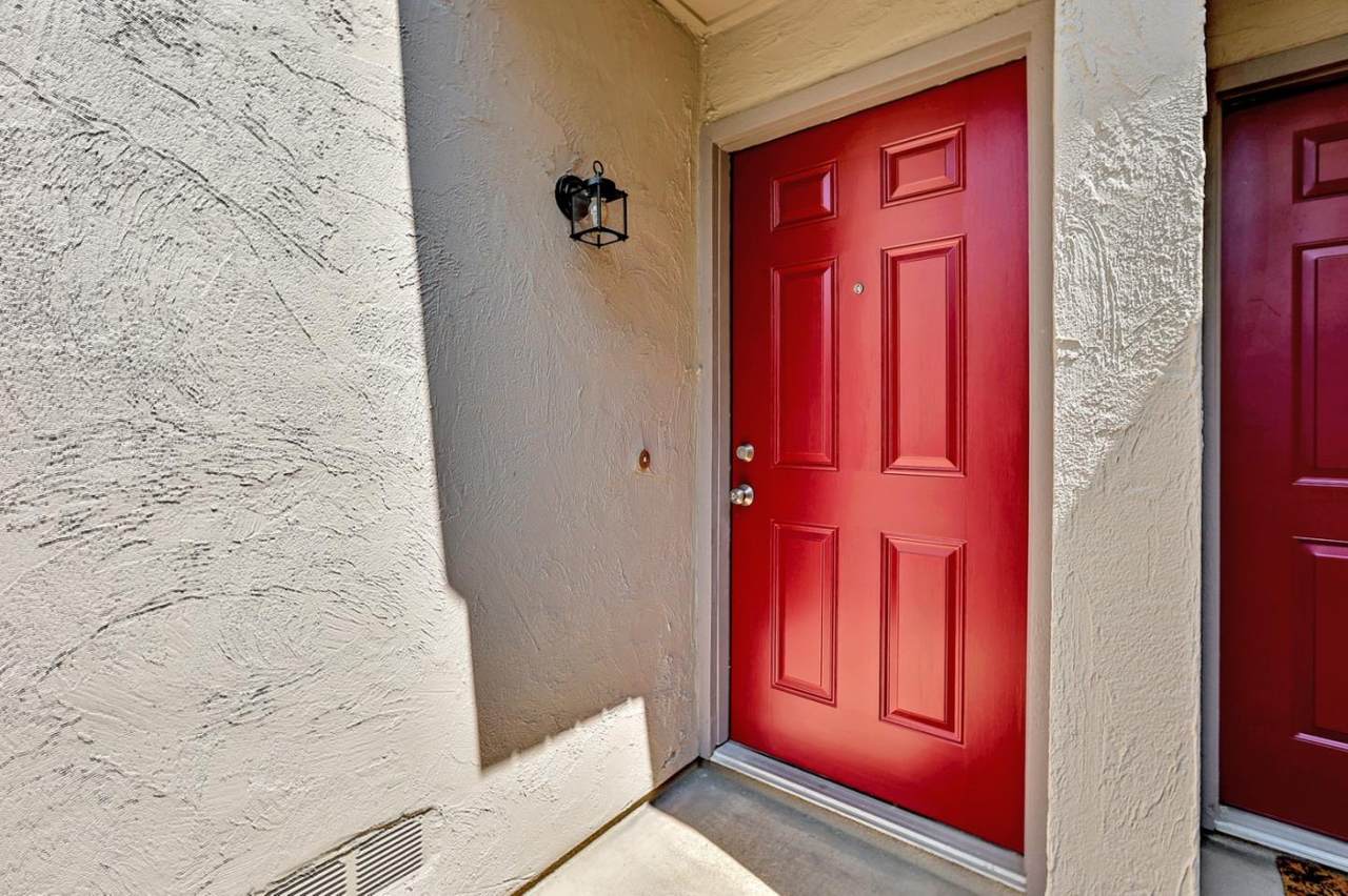841 California Ave F - Photo 1