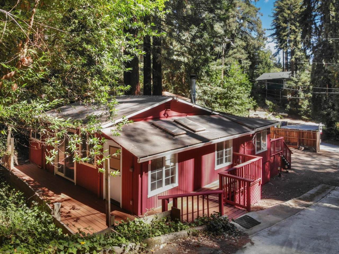 474 Scenic Way - Photo 1