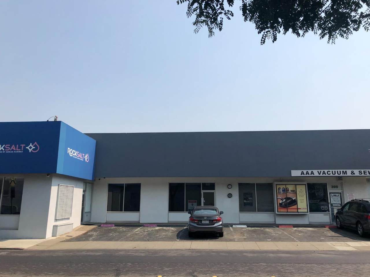 302 5th Ave - Photo 1