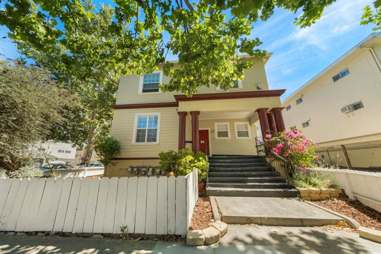 600 9th St - Photo 1
