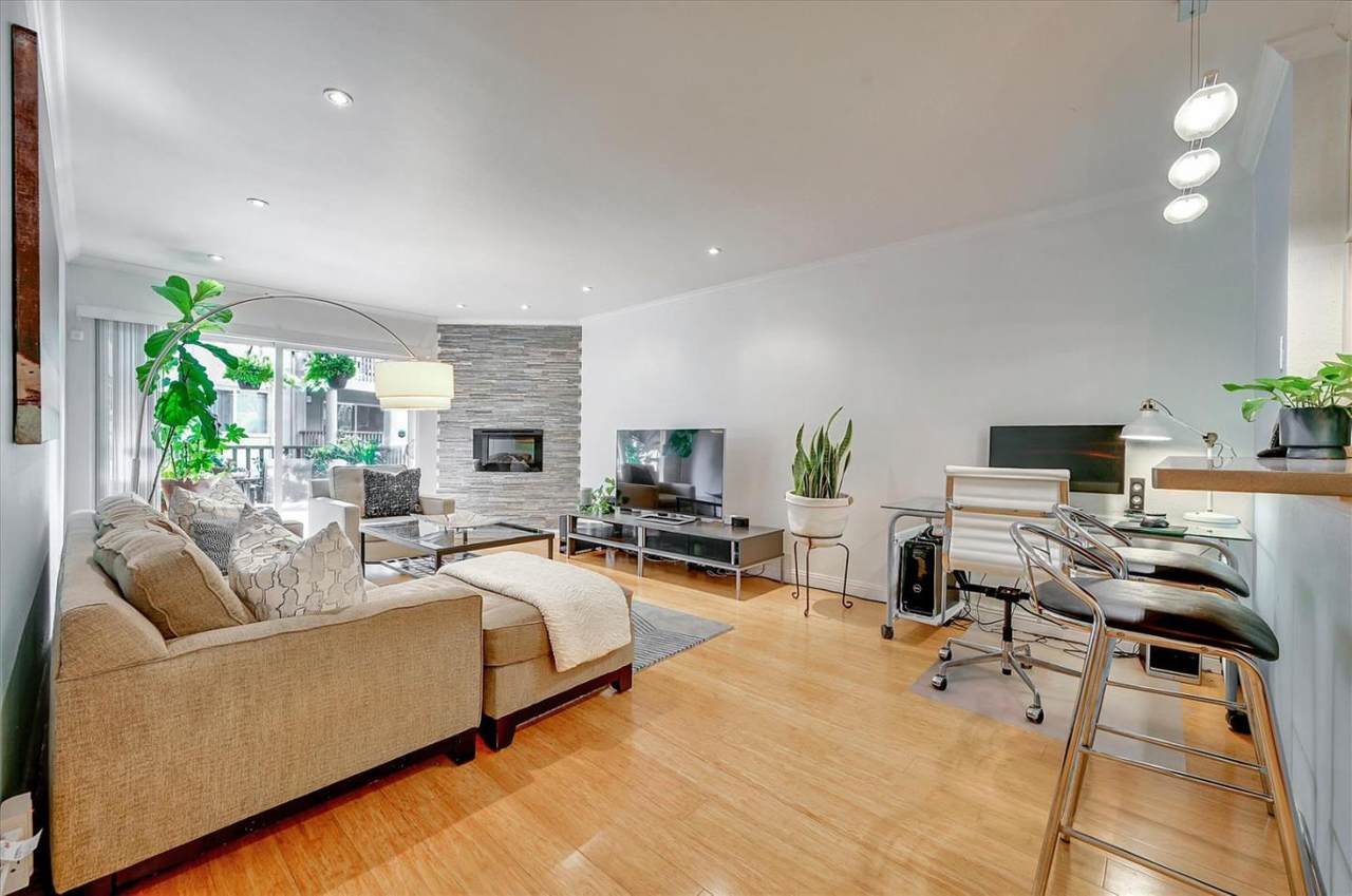 375 Mandarin Dr 209 - Photo 1