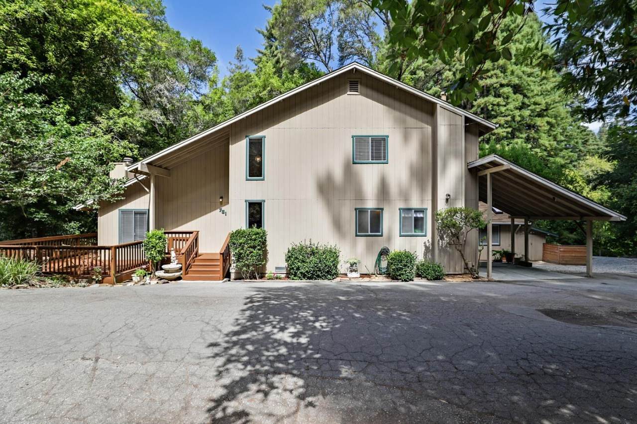 781 Oak Dr - Photo 1