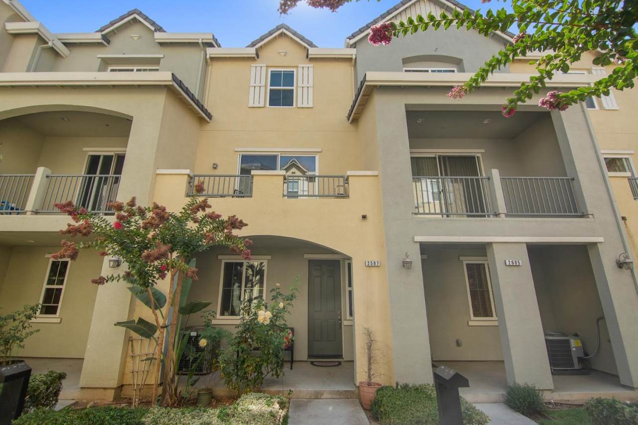 2597 Heron Ct - Photo 1