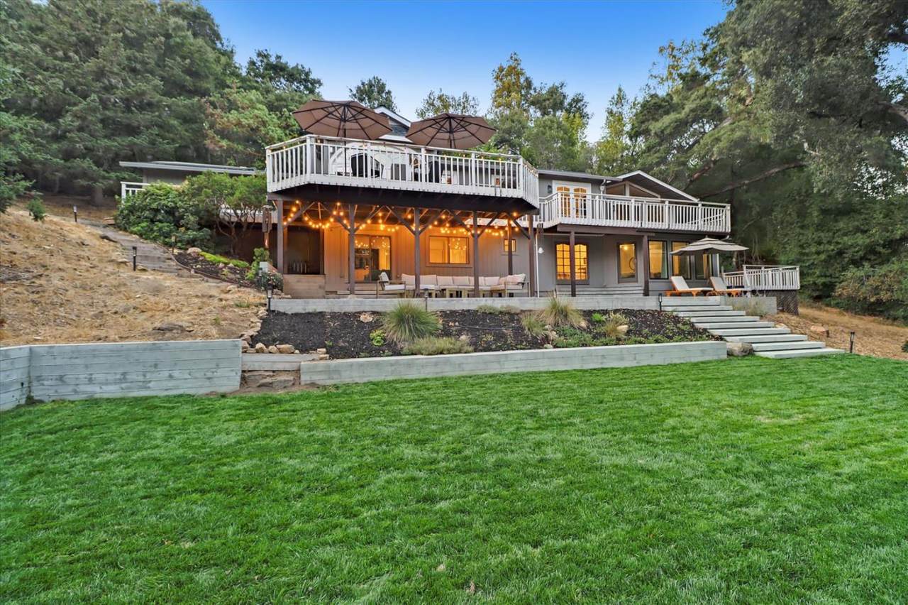 210 Oak Creek Blvd - Photo 1