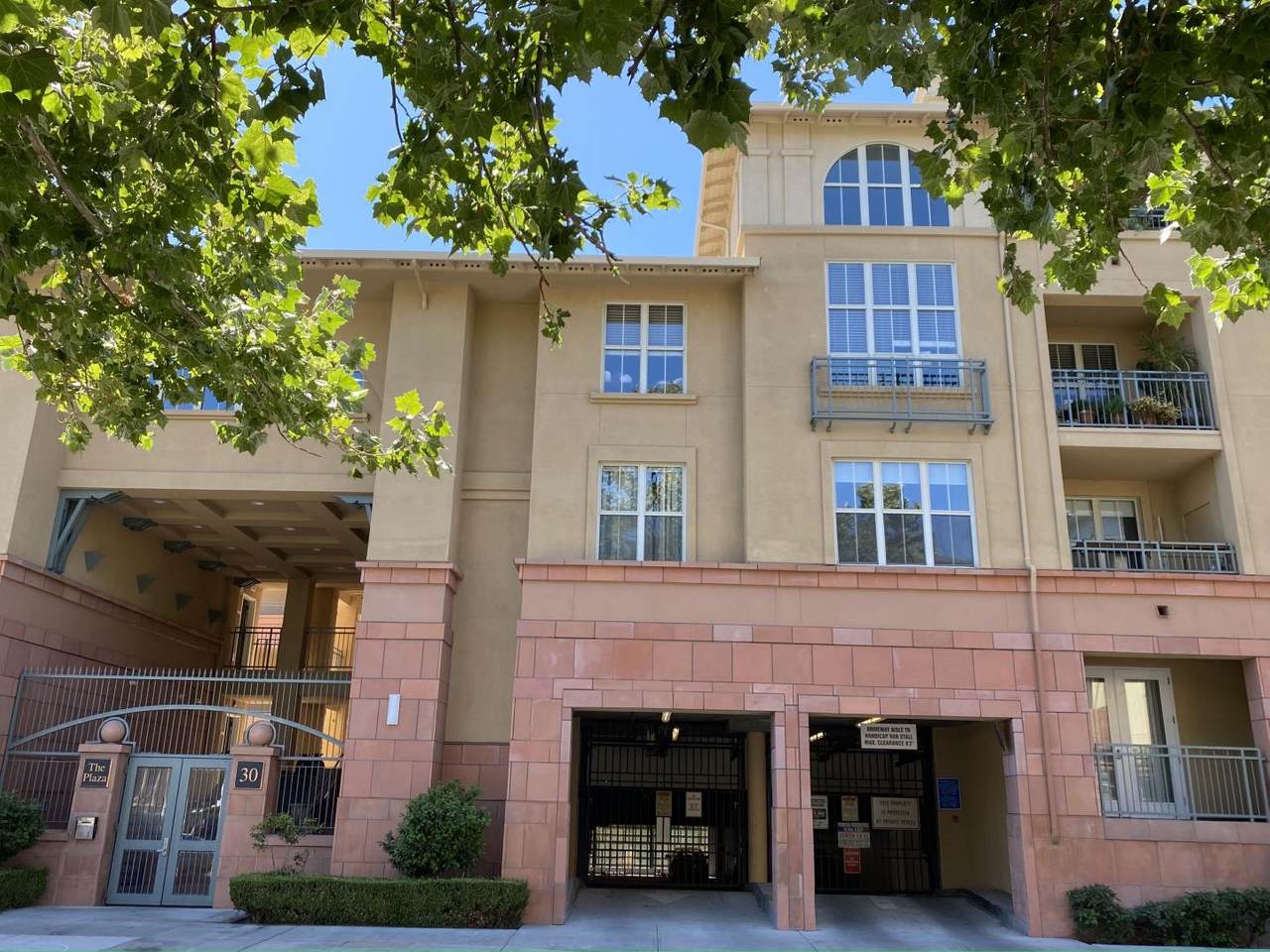 30 Julian St 307 - Photo 1