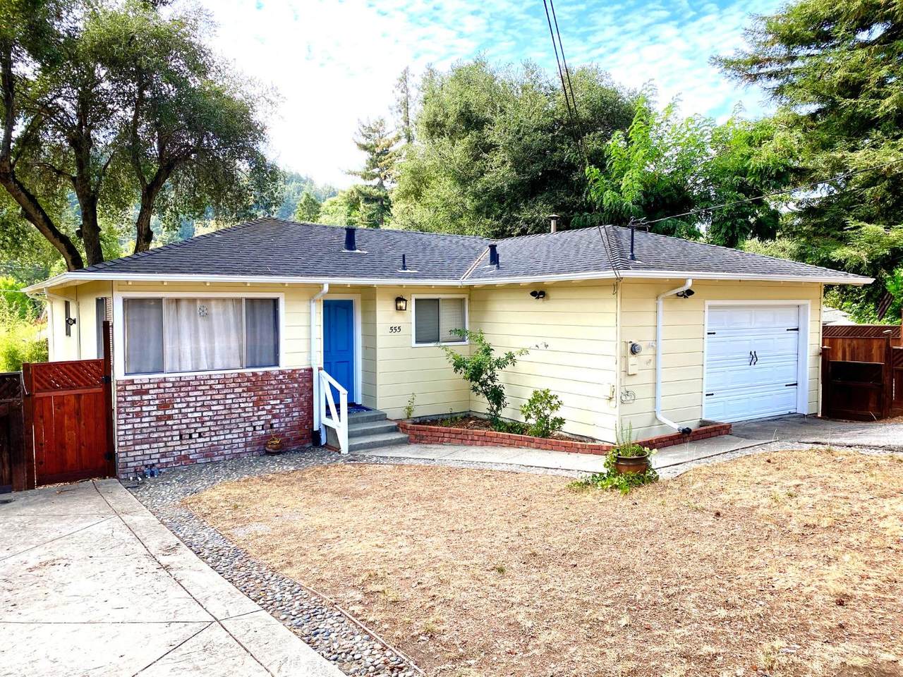 555 Noteware Ln - Photo 1