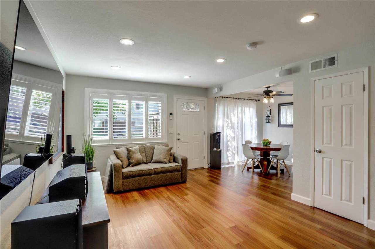 295 Rio Verde Pl 2 - Photo 1
