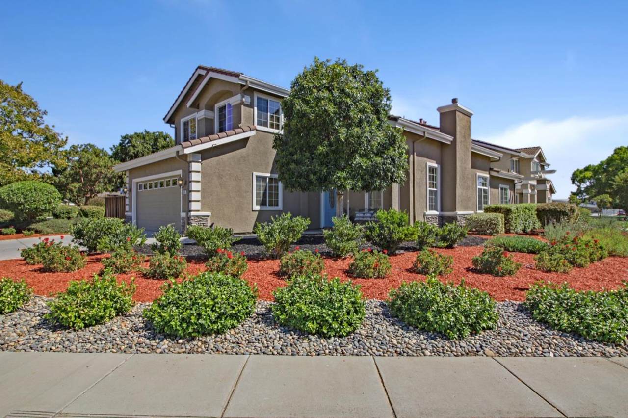 820 San Vicente Ct - Photo 1