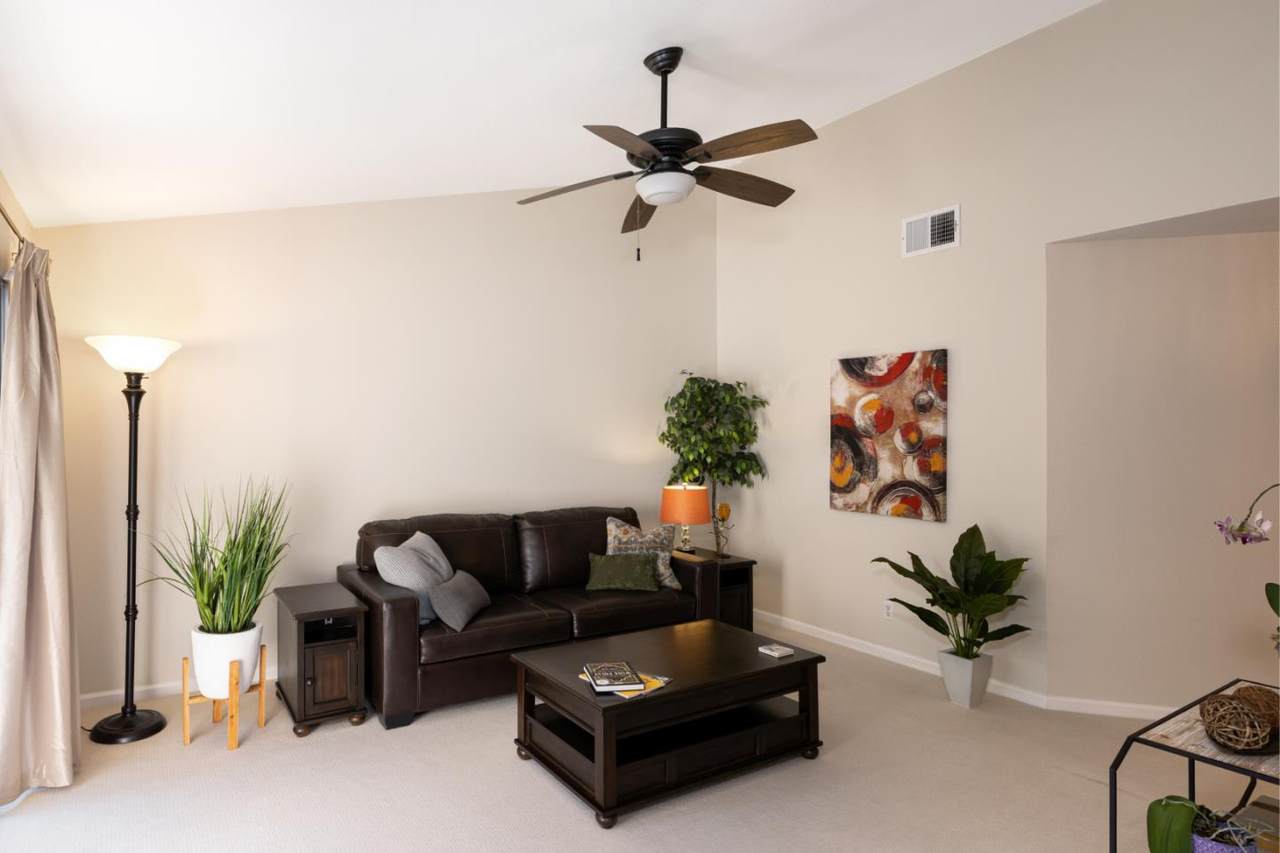 460 Shadowgraph Dr - Photo 1