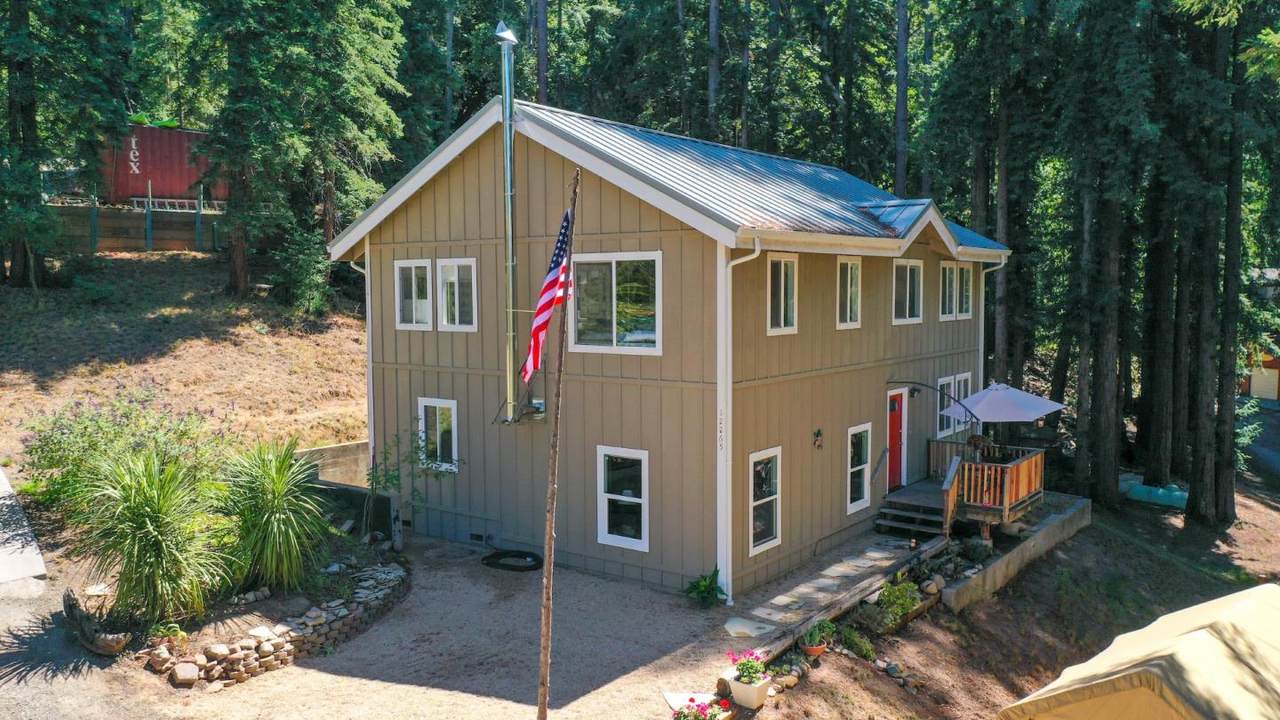 12265 Madrone Ave - Photo 1