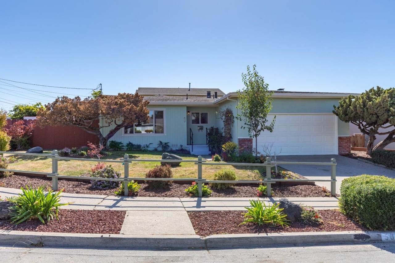 502 Ridgeview Ave - Photo 1